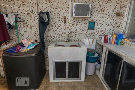 Apartamento à venda com 155m², 3 quartos e 1 vaga Apartamento à venda com 155m², 3 quartos e 1 vagaÁrea de Serviço