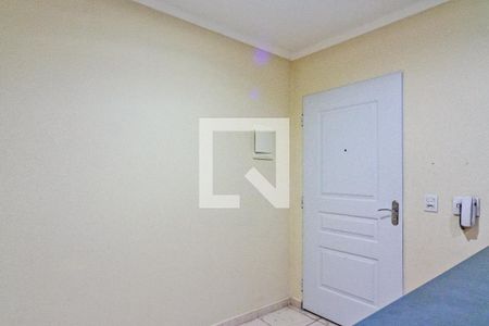 Sala de kitnet/studio para alugar com 1 quarto, 40m² em Vila São Vicente, São Paulo