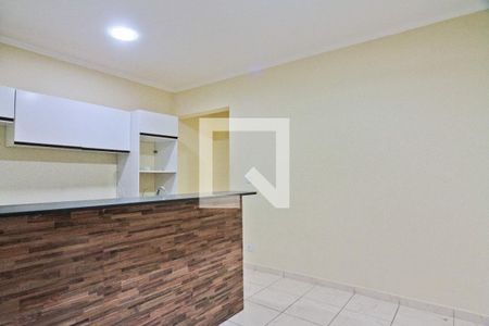 Sala de kitnet/studio para alugar com 1 quarto, 40m² em Vila São Vicente, São Paulo