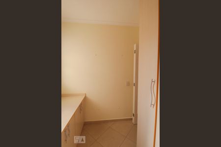 Apartamento para alugar com 67m², 2 quartos e 1 vagaCloset da suíte