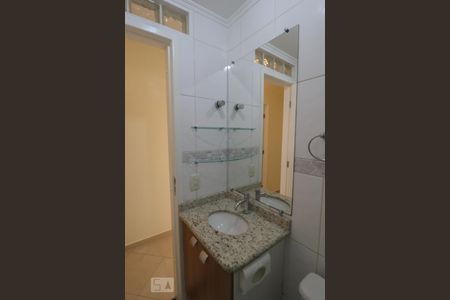 Apartamento para alugar com 67m², 2 quartos e 1 vagaBanheiro