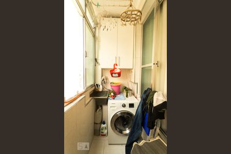 Apartamento à venda com 72m², 2 quartos e sem vagaÁrea de Serviço