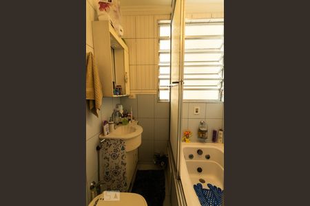 Apartamento à venda com 72m², 2 quartos e sem vagaBanheiro da Suíte