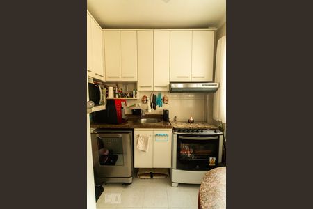 Apartamento à venda com 72m², 2 quartos e sem vagaCozinha