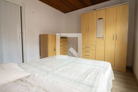 Quarto 1 de apartamento para alugar com 2 quartos, 50m² em Vila Ipiranga, Porto Alegre