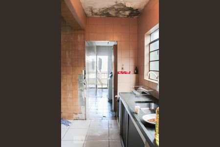 Casa à venda com 432m², 8 quartos e 4 vagasCozinha