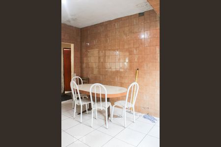 Casa à venda com 432m², 8 quartos e 4 vagasCozinha