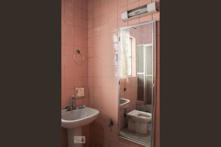 Casa à venda com 432m², 8 quartos e 4 vagasBanheiro