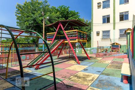 Apartamento à venda com 47m², 2 quartos e 1 vagaÁrea Comum - Playground