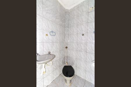 Casa para alugar com 157m², 3 quartos e 1 vaga Casa para alugar com 157m², 3 quartos e 1 vagaBanheiro 2
