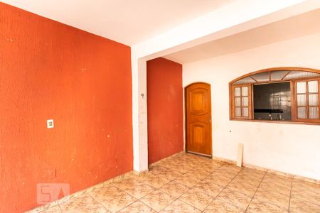 Casa para alugar com 157m², 3 quartos e 1 vaga Casa para alugar com 157m², 3 quartos e 1 vagaGaragem