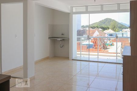 Apartamento para alugar com 50m², 2 quartos e sem vaga Apartamento para alugar com 50m², 2 quartos e sem vagaSala