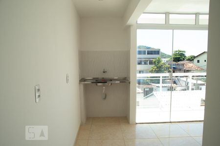 Apartamento para alugar com 50m², 2 quartos e sem vaga Apartamento para alugar com 50m², 2 quartos e sem vagaCozinha Americana