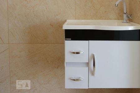 Apartamento para alugar com 50m², 2 quartos e sem vaga Apartamento para alugar com 50m², 2 quartos e sem vagaBanheiro