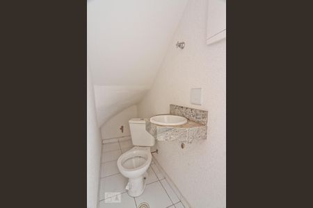 Lavabo de casa para alugar com 3 quartos, 125m² em Vila América, São Paulo