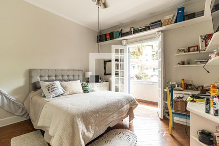 Casa à venda com 490m², 4 quartos e 4 vagasSuíte 1