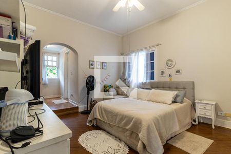 Casa à venda com 490m², 4 quartos e 4 vagasSuíte 2