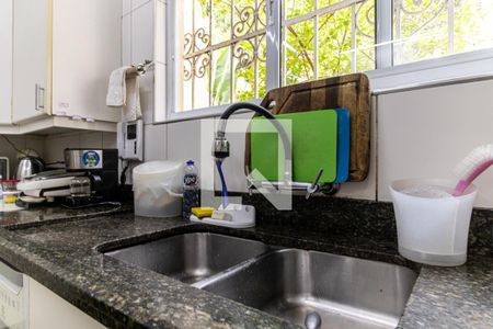Casa à venda com 490m², 4 quartos e 4 vagasCozinha