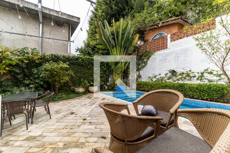 Casa à venda com 490m², 4 quartos e 4 vagasPiscina