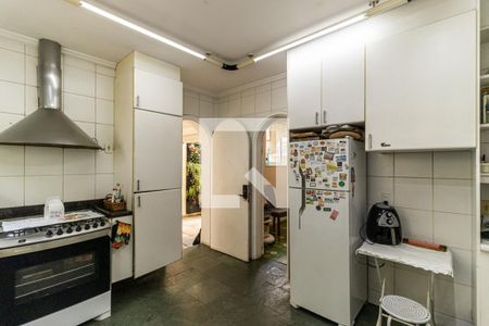 Casa à venda com 490m², 4 quartos e 4 vagasCozinha