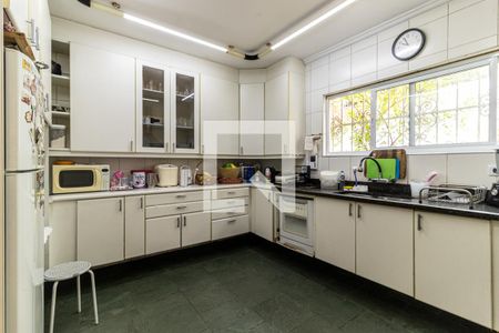 Casa à venda com 490m², 4 quartos e 4 vagasCozinha