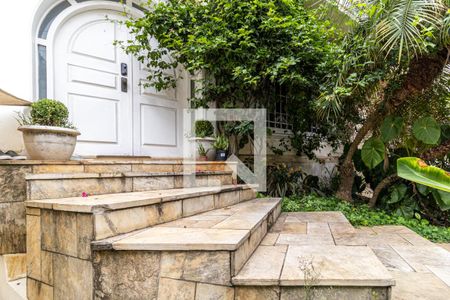Casa à venda com 490m², 4 quartos e 4 vagasEntrada