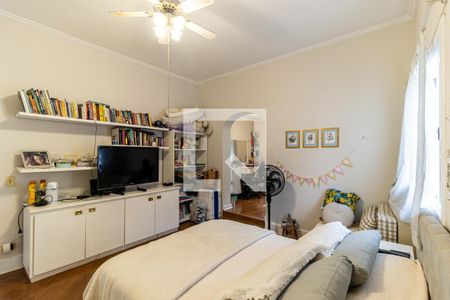 Casa à venda com 490m², 4 quartos e 4 vagasSuíte 2
