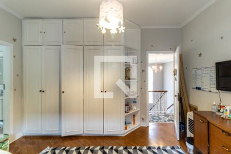 Casa à venda com 490m², 4 quartos e 4 vagasSuíte 3