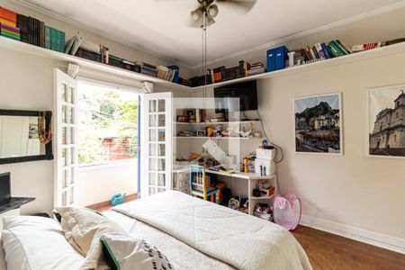 Casa à venda com 490m², 4 quartos e 4 vagasSuíte 1