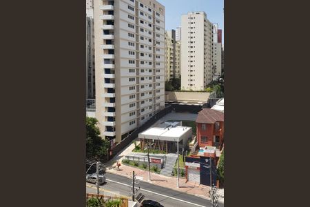 Vista da varanda de apartamento para alugar com 1 quarto, 36m² em Jardim Paulista, São Paulo