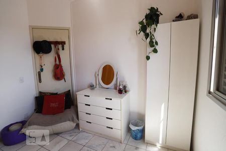 Apartamento à venda com 83m², 3 quartos e 1 vaga Apartamento à venda com 83m², 3 quartos e 1 vagaSuíte