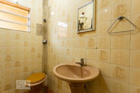 Banheiro de casa para alugar com 4 quartos, 220m² em Presidente Altino, Osasco