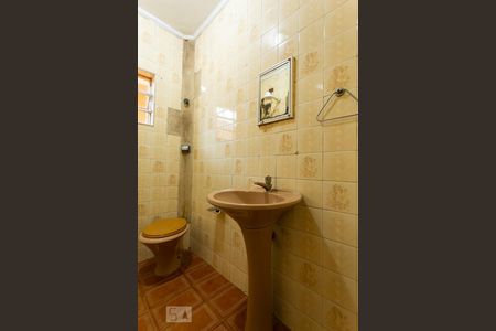 Banheiro de casa para alugar com 4 quartos, 220m² em Presidente Altino, Osasco
