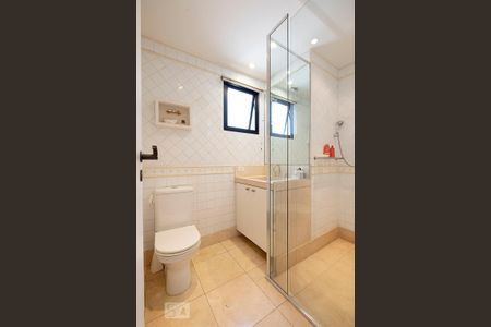 Apartamento à venda com 122m², 2 quartos e 2 vagasSuíte 2 - Banheiro