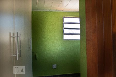 Quarto 2 de casa à venda com 2 quartos, 40m² em Vila Fachini, São Paulo