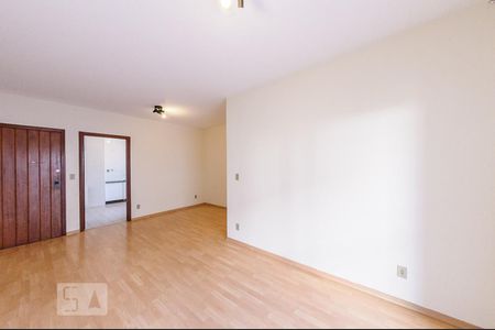 Sala de apartamento para alugar com 2 quartos, 74m² em Jardim Brasil, Campinas