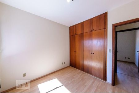 Quarto 1 de apartamento para alugar com 2 quartos, 74m² em Jardim Brasil, Campinas