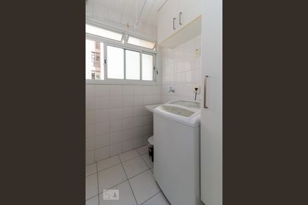 Apartamento para alugar com 68m², 2 quartos e 1 vaga Apartamento para alugar com 68m², 2 quartos e 1 vagaÁrea de serviço
