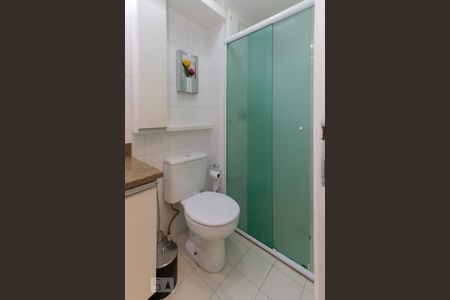 Apartamento para alugar com 68m², 2 quartos e 1 vaga Apartamento para alugar com 68m², 2 quartos e 1 vagaBanheiro