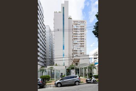 Apartamento para alugar com 42m², 1 quarto e 1 vagaFachada