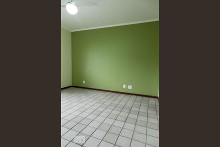 Apartamento à venda com 121m², 4 quartos e 2 vagasSuíte 