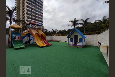 Apartamento à venda com 121m², 4 quartos e 2 vagasÁrea Comum - Playground