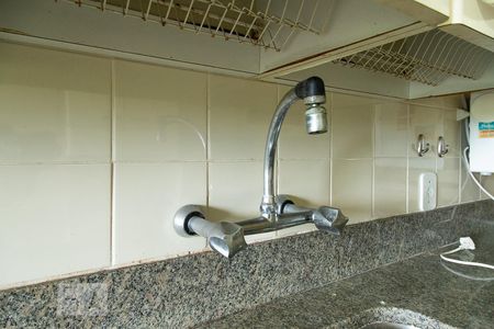 Apartamento à venda com 121m², 4 quartos e 2 vagasCozinha - Torneira