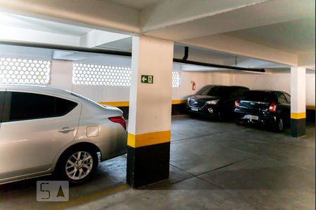 Apartamento à venda com 55m², 2 quartos e 1 vaga Apartamento à venda com 55m², 2 quartos e 1 vagaGaragem
