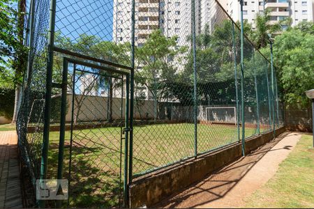 Apartamento para alugar com 50m², 2 quartos e 1 vaga Apartamento para alugar com 50m², 2 quartos e 1 vagaÁrea comum - campo gramado