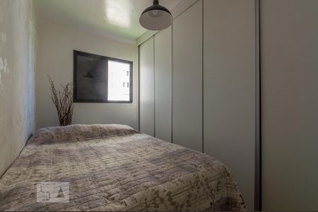 Quarto 1 de apartamento para alugar com 2 quartos, 50m² em Jardim Umuarama, São Paulo