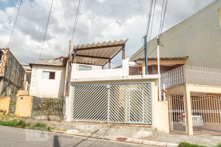 Casa para alugar com 90m², 3 quartos e 1 vagaFachada