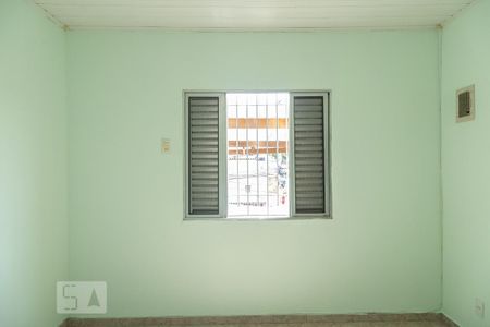 Casa para alugar com 90m², 3 quartos e 1 vagaQuarto 1