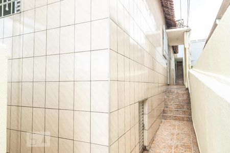 Casa para alugar com 90m², 3 quartos e 1 vagaCorredor lateral externo
