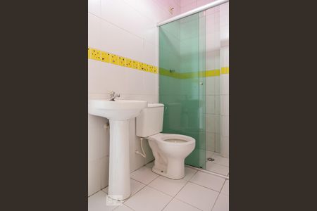 Banheiro da suíte de apartamento à venda com 1 quarto, 46m² em Santa Ifigênia, São Paulo